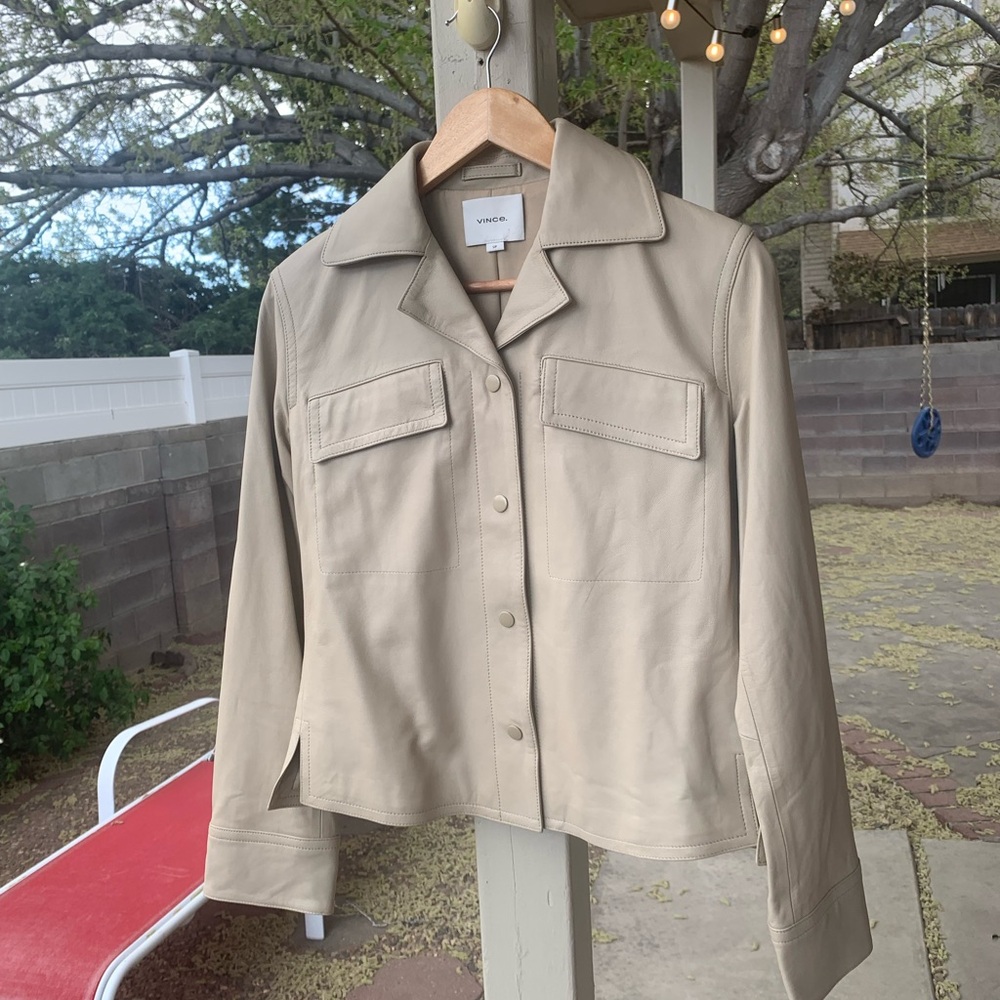 NWT Vince leather jacket oatmeal size S/P